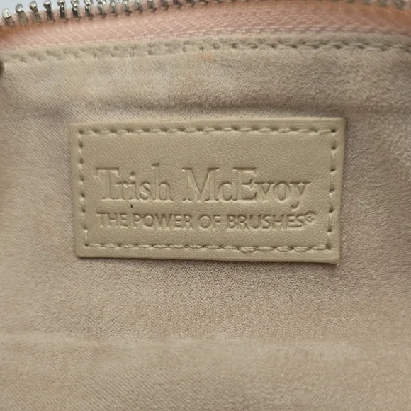 Trish McEvoy Blush Pink Brush Holder - Picture 2 of 5